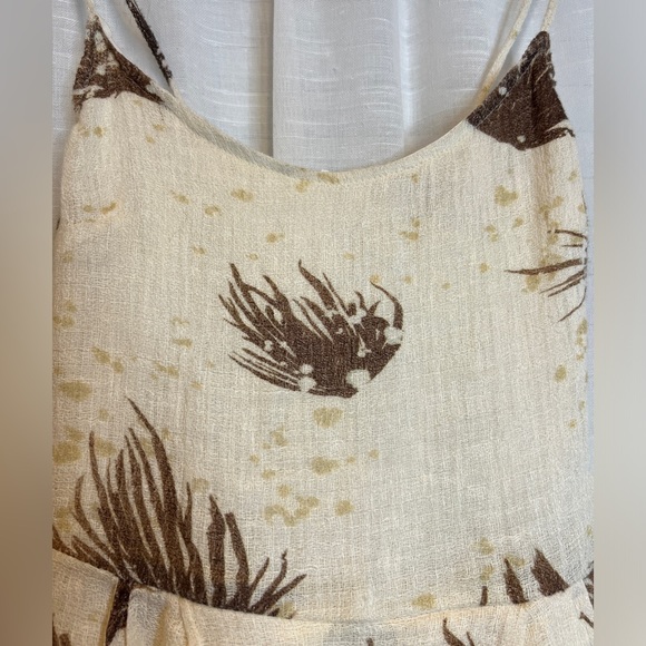 Objects Without Meaning Amber Dress White Palm - Picture 11 of 16